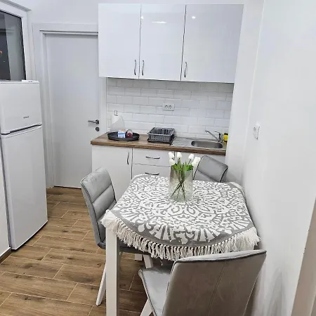 Apartment Stan Na Dan Ilvento 2 *