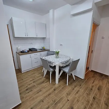 Stan Na Dan Ilvento 2 * Vrsac